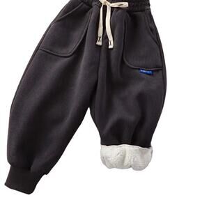 New  kid’s thick warm winter pants 4T